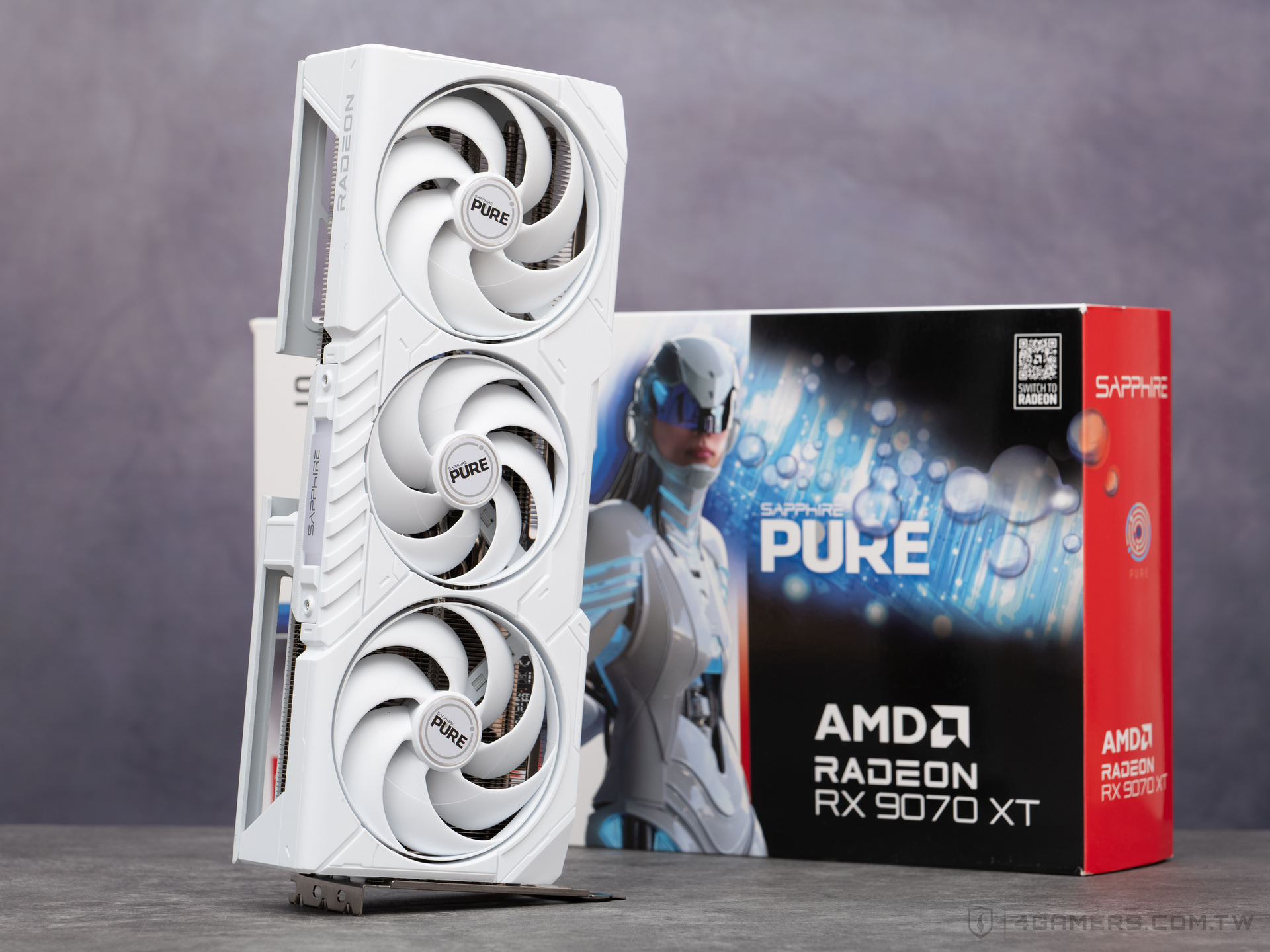 SAPPHIRE PURE Radeon RX 9070 XT and RX 9070